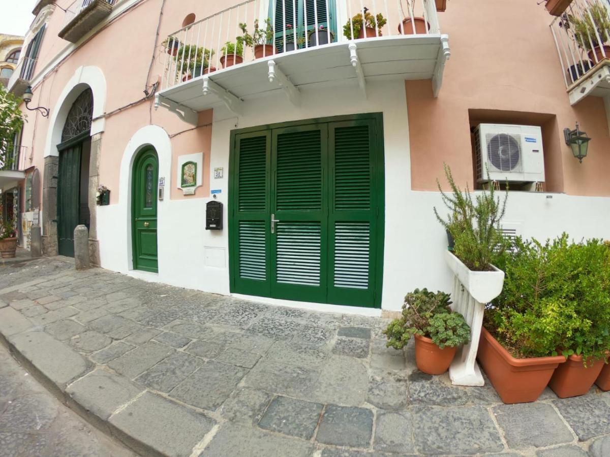 Appartamento Sul Mare Ad Ischia Ponte Exterior foto